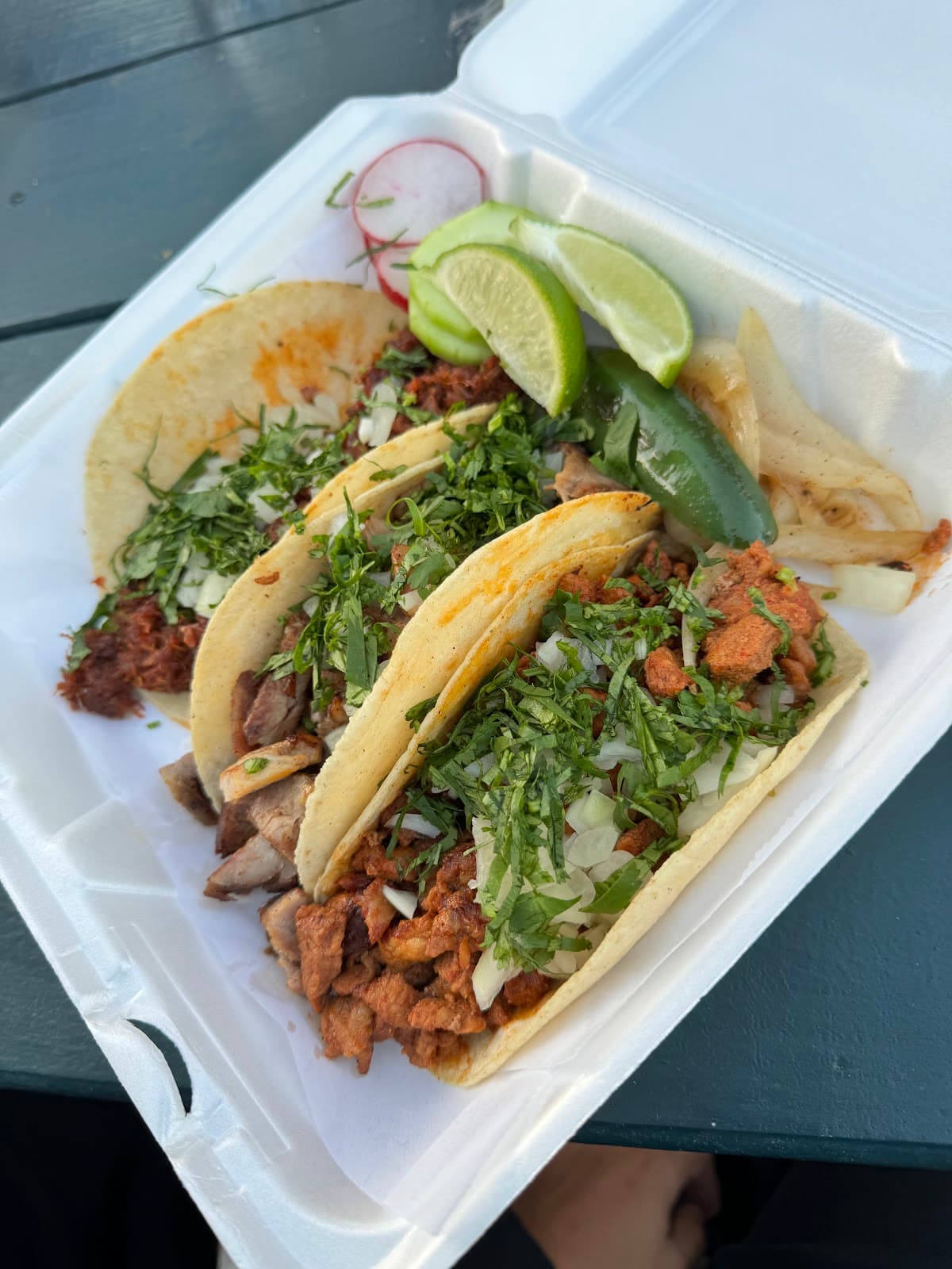 El Tianguis Food Truck Park