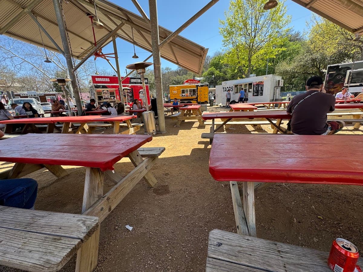 Pete’s Cajun Seafood Austin