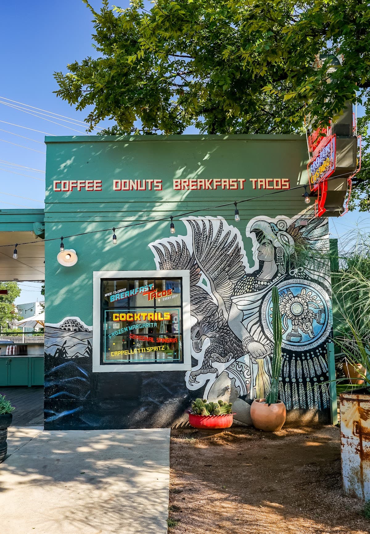 Lou’s Eastside