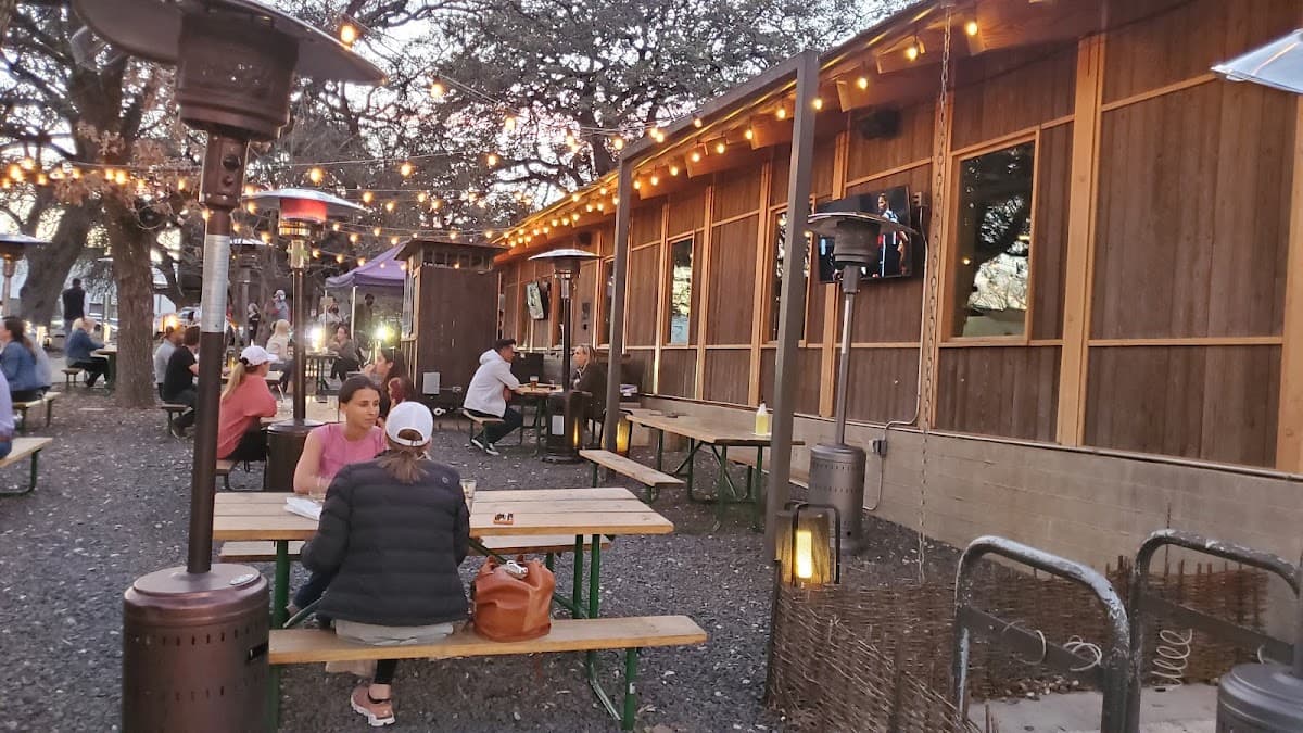 Loro Asian Smokehouse & Bar