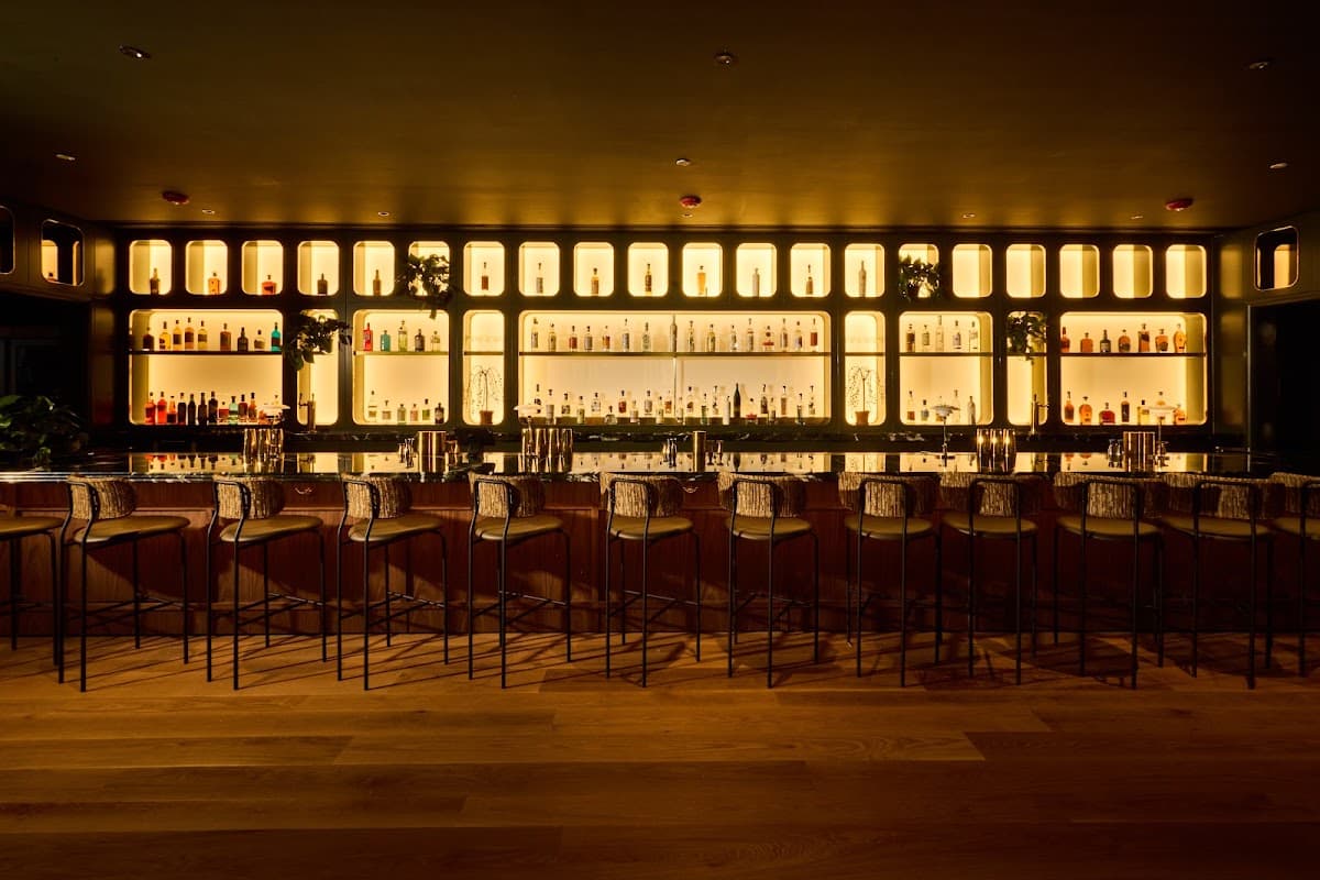Modern Bar